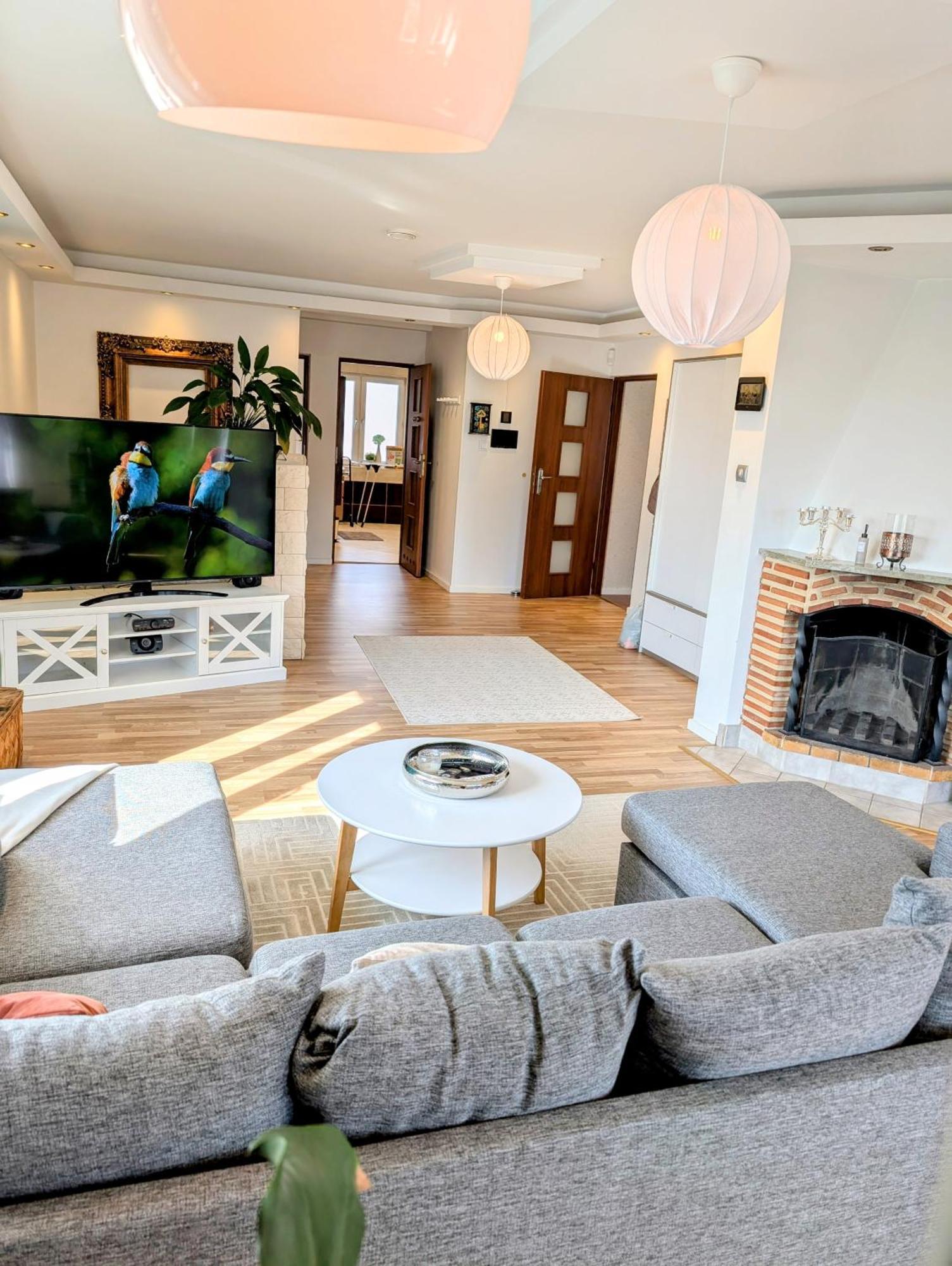 Luxury Villa 130 M2 Centrally Katrineholm Zewnętrze zdjęcie